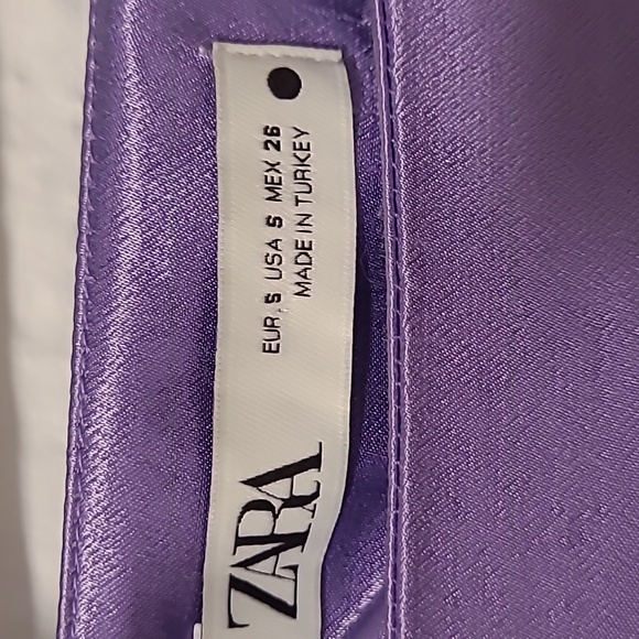 Satin Zara Skirt - Picture 3 of 4